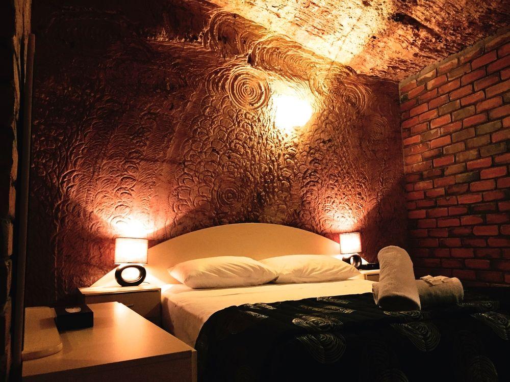 The Lookout Cave Underground Motel Coober Pedy Esterno foto