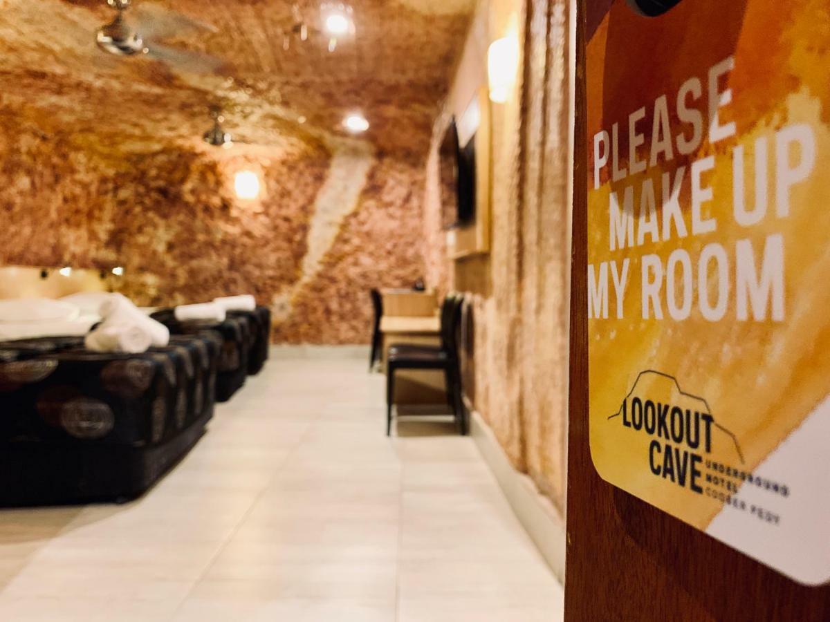 The Lookout Cave Underground Motel Coober Pedy Esterno foto